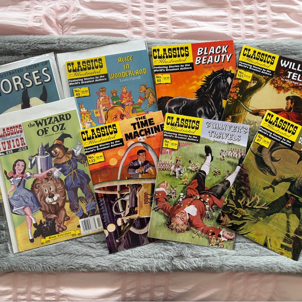 Comic Book Lot of 8